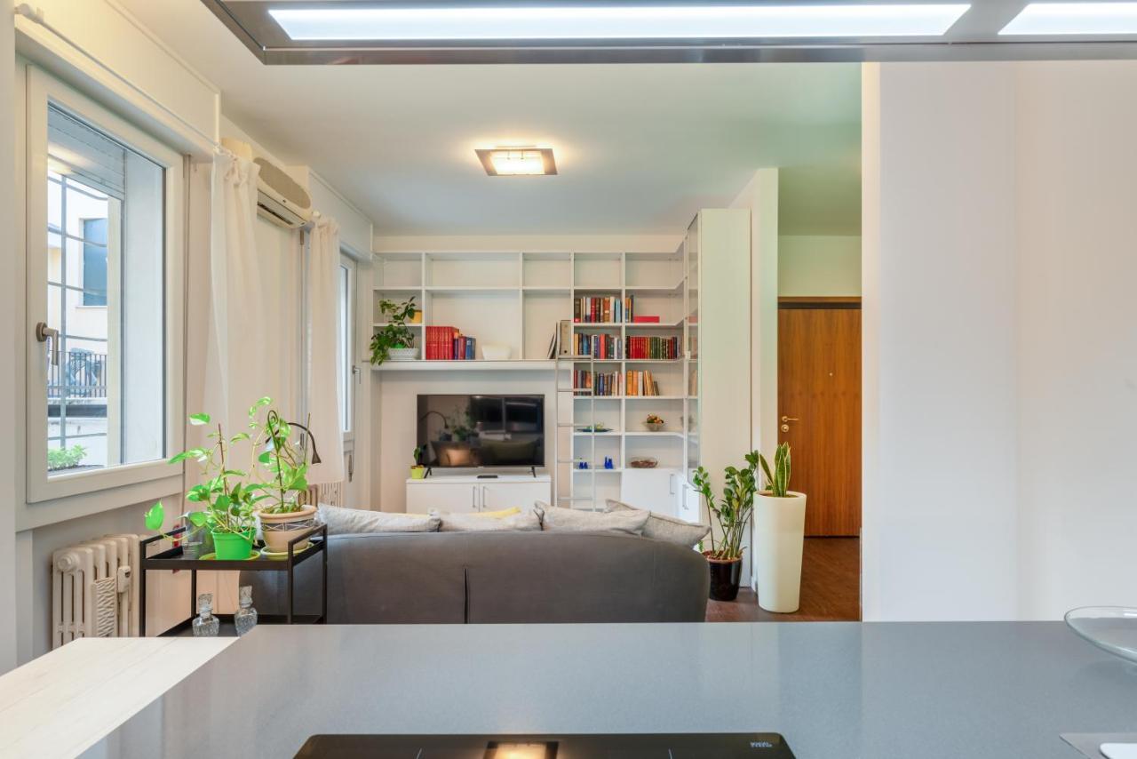 Galleria Eremitani Exclusive Elegant Apartment Padova Exterior photo